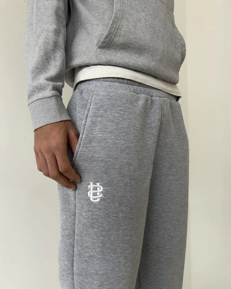 Vintage Basic Sweatpants Y2K Pants Men Women Harajuku Gothic Letter Embroidery Vintage Baggy Sweatpants Casual Wide Leg Trousers